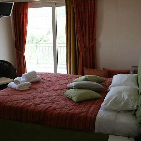 阿纳斯塔西娅旅馆 * 纳夫普利翁