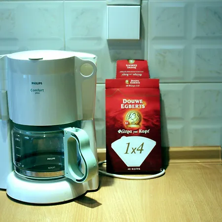 阿纳斯塔西娅旅馆 *