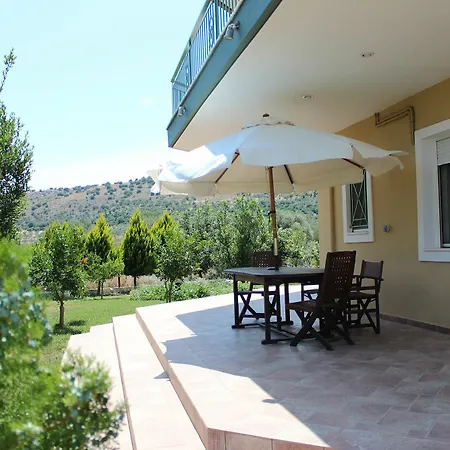 阿纳斯塔西娅旅馆 * 纳夫普利翁